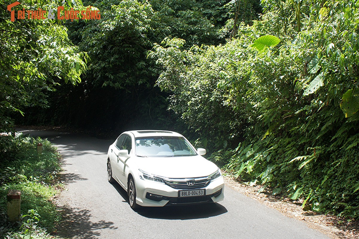 Trai nghiem Honda Accord 2016 gia 1,47 ty tai Viet Nam-Hinh-20